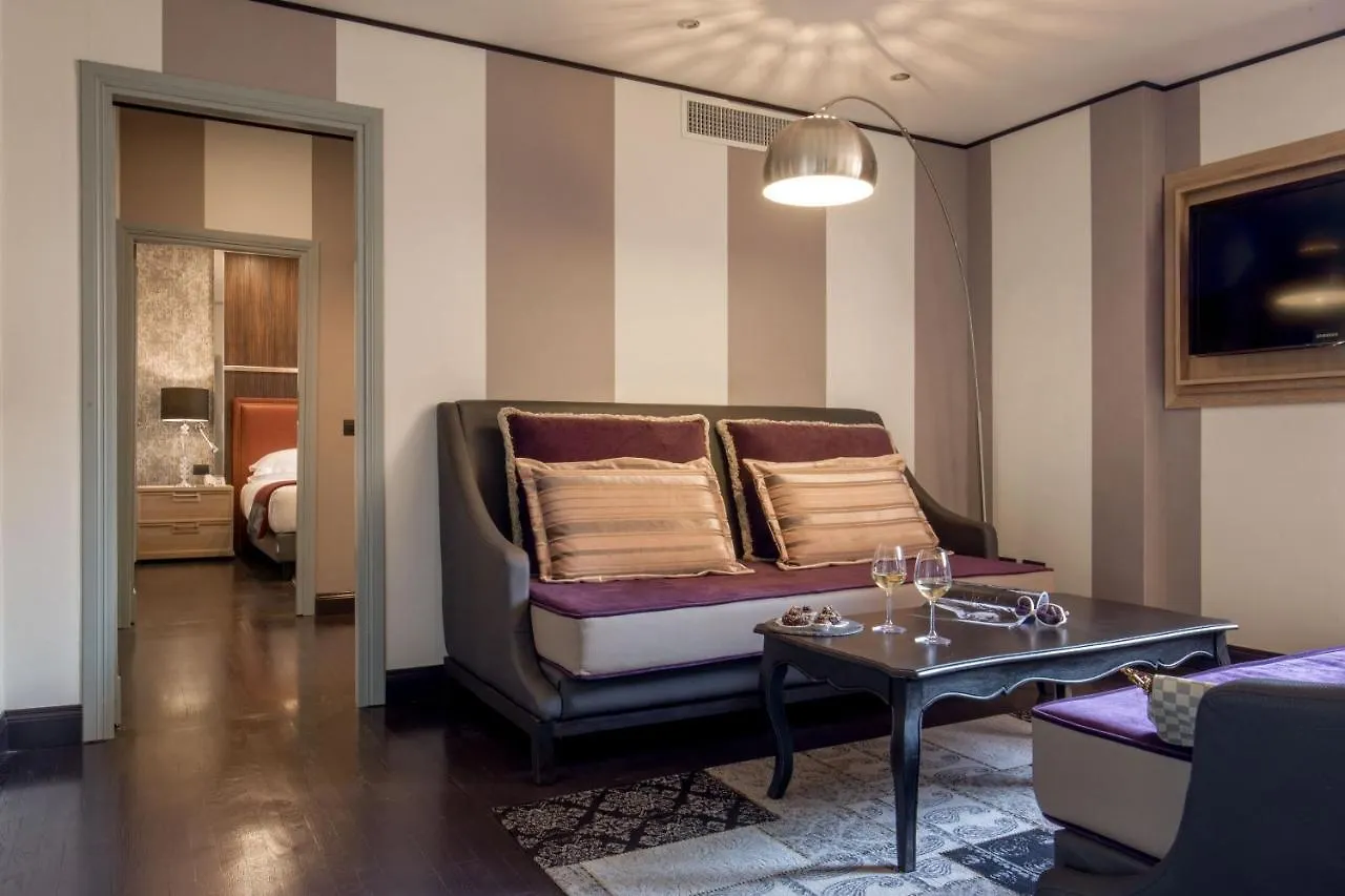The Inn Apartments Spagna By The Goodnight Company Rome Italy